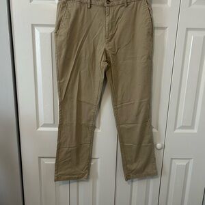 Old Navy Men's Khaki Pants